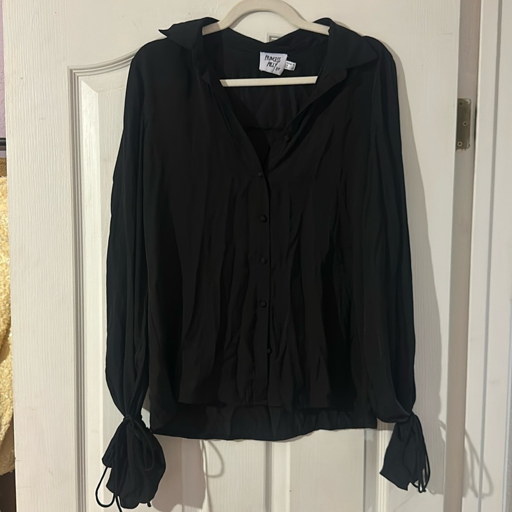 princess Polly black buttoned down blouse with tie bell bottom sleeves